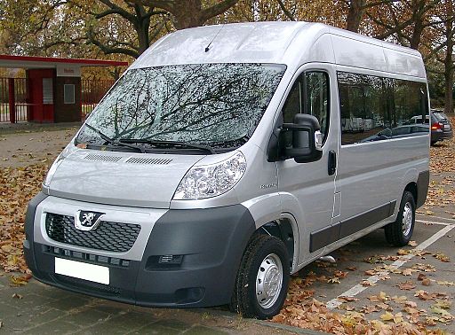 Peugeot Boxer front 20071108