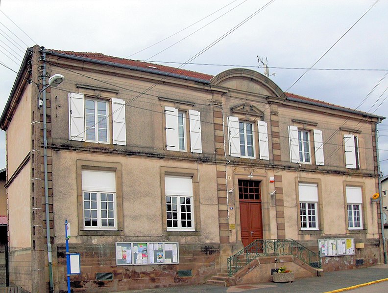 File:Pexonne, Mairie-école.jpg