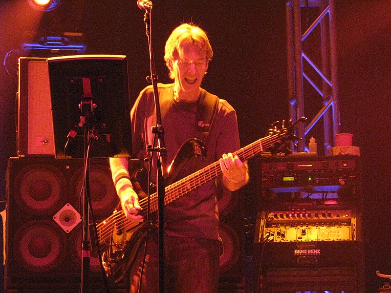 File:Phil Lesh & Friends - July 3, 2008 - The Pageant, St. Louis (2).jpg