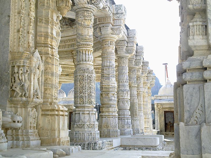 File:Pillars at the Mirpur Jain Temple.jpg