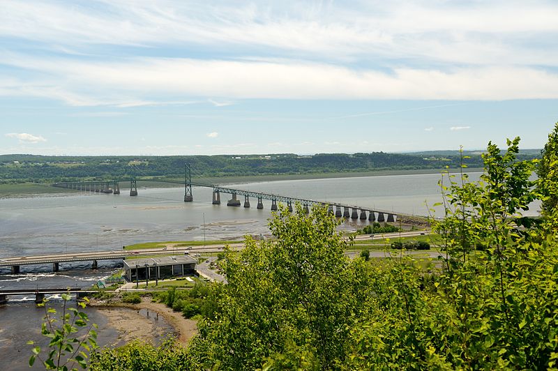 File:Pont de l'Ile d'Orléans.jpg