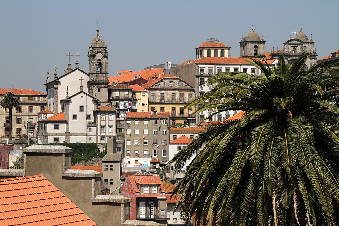 File:Porto-216-Altstadt-2011-gje.jpg