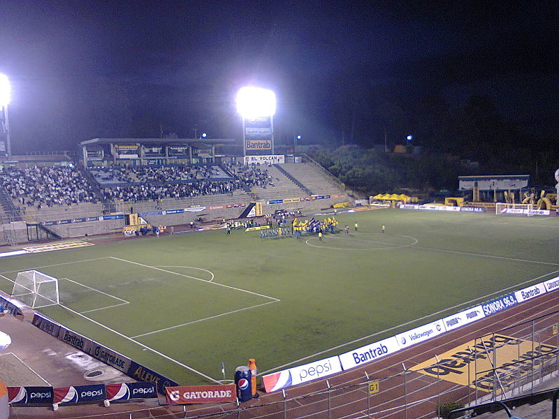 File:Que es un estadio de Futbol moderno.jpg