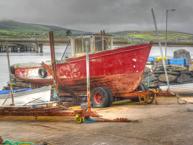 File:Red boat (8045555037).jpg