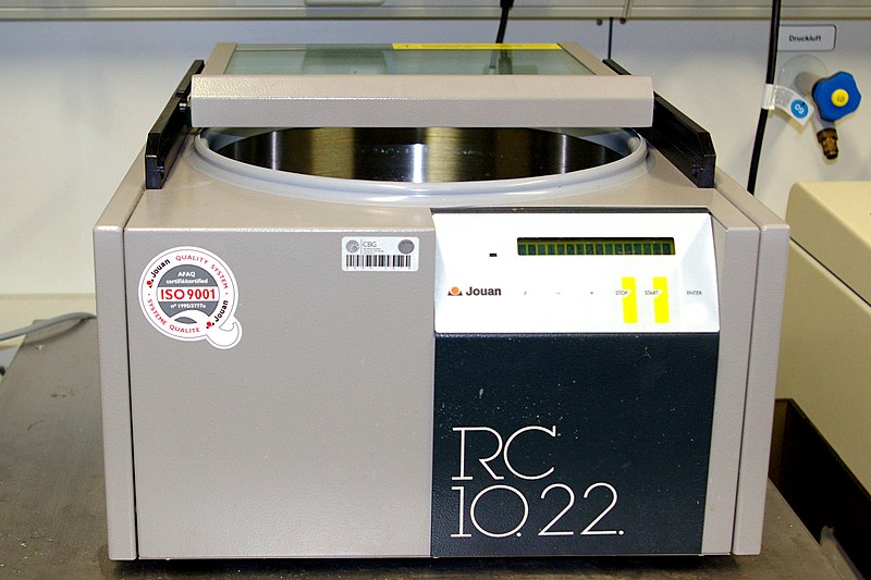 File:Rotary vacuum dryer SpeedVac -01.jpg