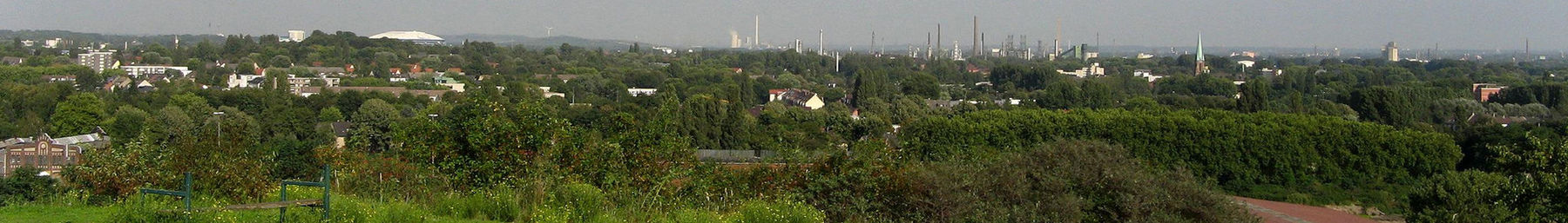 Ruhrgebiet panorama 2100 30.jpg