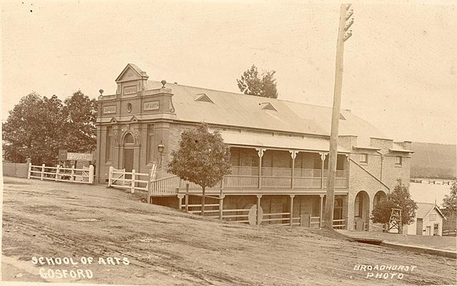 The School of Arts on the corner of Mann Street and Georgiana Terrace, Gosford, was the council seat of Gosford from 1886 to 1907, and Erina from 1907