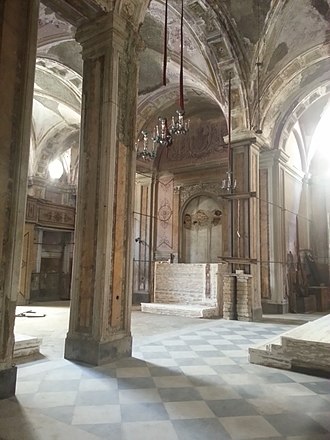 Interior Santi Cosma e Damiano ai Banchi Nuovi 2.jpg