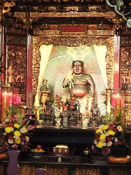 File:Shennong-Baoan-Temple-Taipei.jpg