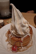 Shiro Noir (Soft Ice Cream with Hotcakes) (6639293905).jpg