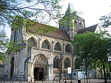 Kirche Saint-Taurin