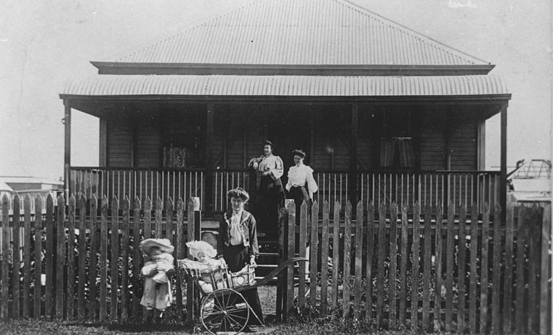 File:StateLibQld 1 79915 Culverhouse family in front of their home in Wellington Street, Mackay, Queensland, ca. 1908.jpg