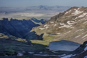 Steens Mountain im Osten Oregons (9683715608) .jpg