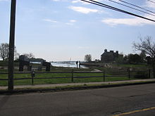 View along Thimble Islands Road, 6 May 2012 Stony Creek sculptures 186.JPG