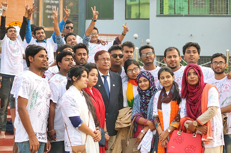 File:Students taking photo with their principal Abu Taher on their rag day, Comilla Victoria Government College, Honours Section, 2018-01-13 (20).jpg