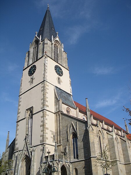 File:Stuttgart-Möhringen Evang. Martinskirche 2.JPG