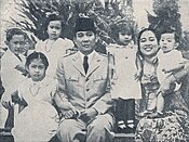 Sukarno family (ca. 1952) Sukarno and family, Bung Karno Penjambung Lidah Rakjat 240.jpg