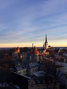 Tallinn - Panorama from Patkul viewing platform (32085349530).jpg