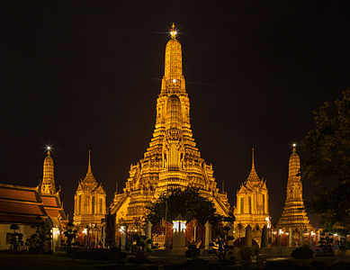 Night view of the Wat Arun Temple, Bangkok, Thailand.