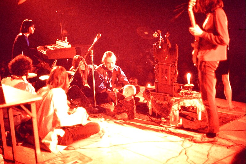 File:TimothyLeary-LectureTour-SUNYAB-1969.jpg