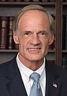 Tom Carper, retrato oficial, 112º Congresso (cortado) .jpg