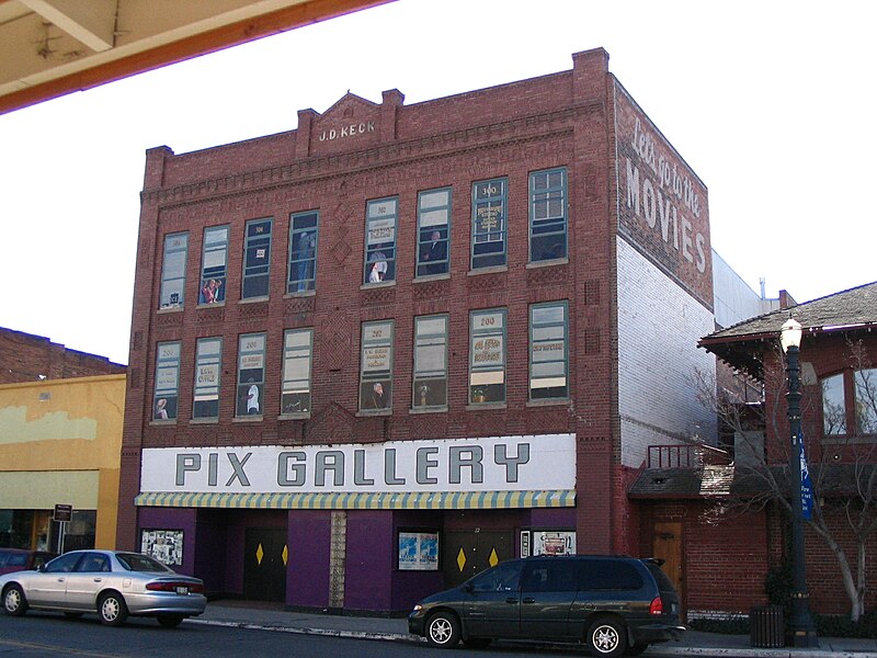 File:Toppenish, WA - Keck Building.JPG