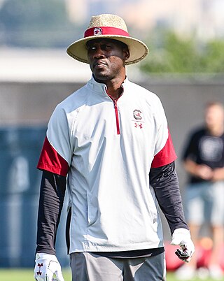 <span class="mw-page-title-main">Torrian Gray</span> American football player and coach (born 1974)