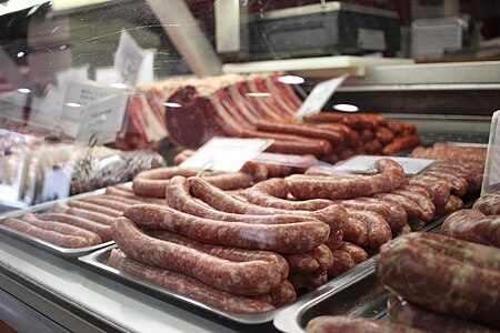 Tours - Halles de Tours - Avril 2019 - Saucisses