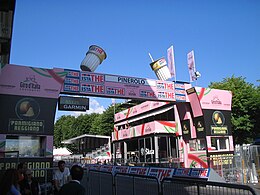 Il traguardo della 10ª tappa del Giro d'Italia 2009 posto in Corso Torino