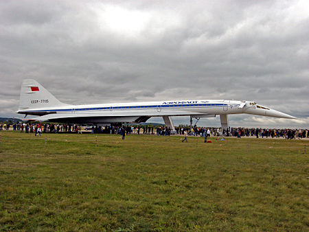 Tupolev Tu-144 (4322159916).jpg