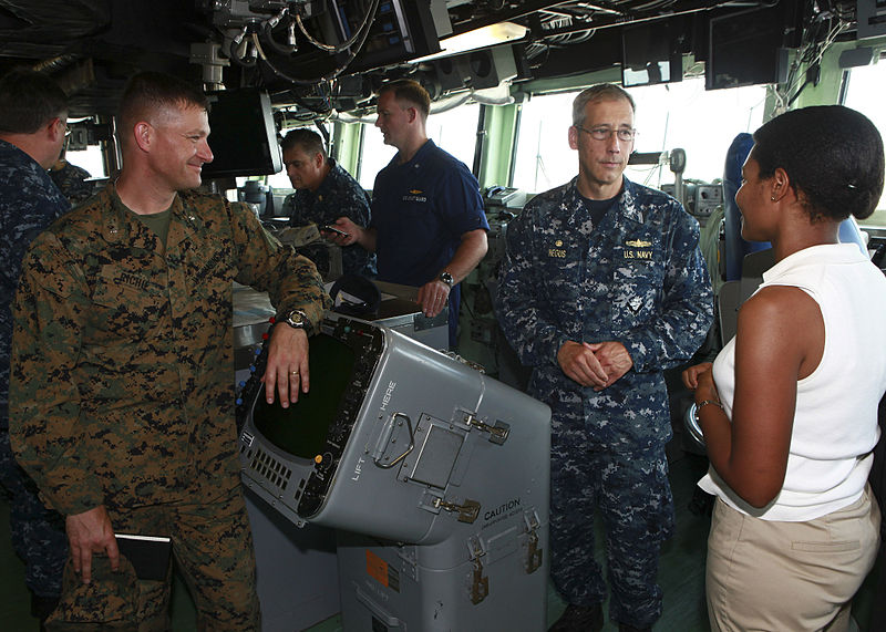 File:U.S. Marine Corps Lt. Col. Chris S. Richie, left, commander of Special-Purpose Marine Air-Ground Task Force Continuing Promise 2010 (CP10) and U.S. Navy Capt. Thomas M. Negus, center right, commodore of CP10 100821-M-PC721-263.jpg