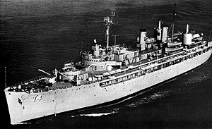 USS Dixie (AD-14) dengizda, 1962 yilda .jpg