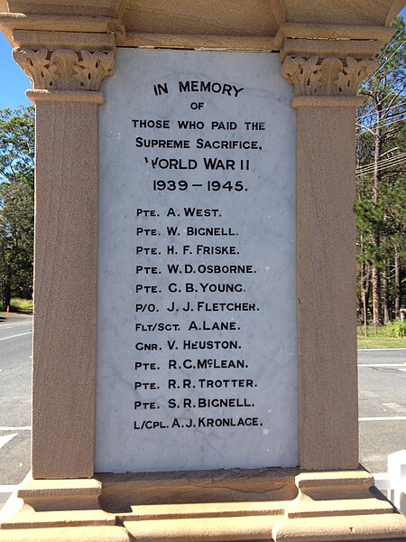 File:Upper Coomera War Memorial 06.JPG