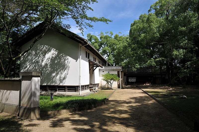 File:Uwajima Castle 08.JPG