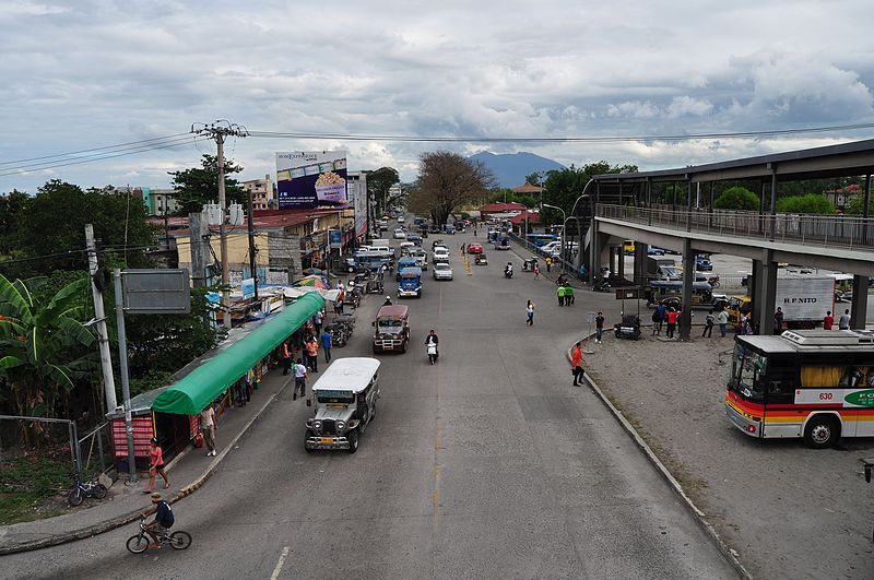 File:View from SM overpass - panoramio (26).jpg