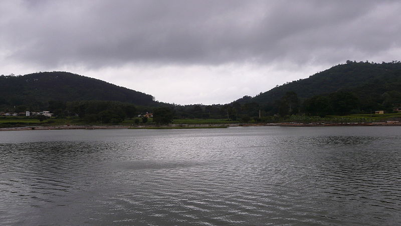 File:Yelagiri Lake2.jpg