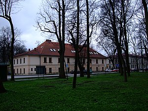 Krzeszowice: Środowisko geograficzne, Podział administracyjny miasta, Historia miasta i uzdrowiska