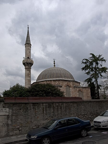 File:Çinili Mosque.jpg