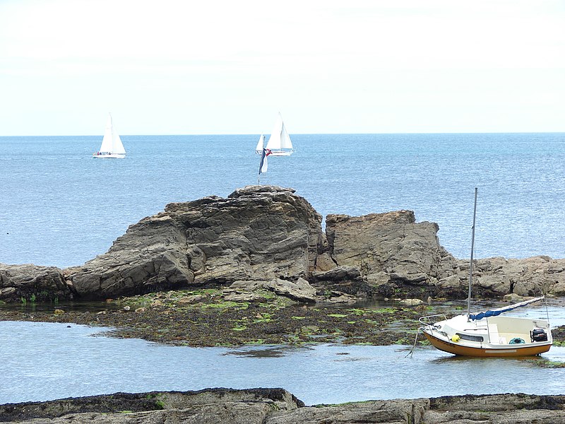 File:Équeurdreville-Hainneville, Lower Normandy, France - panoramio (1).jpg