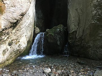 Το χαμηλό τμήμα του καταρράκτη