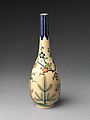 "色絵松竹梅文徳利_二口-Pair_of_Sake_Bottles_with_Pine,_Bamboo,_and_Plum_MET_DP703071.jpg" by User:Pharos