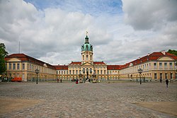 0 2010 Berlin - Schloss Charlottenburg.jpg