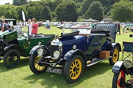 Morris Cowley Bullnose (1919)