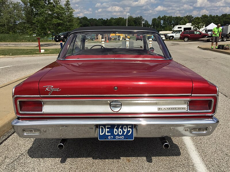 File:1967 AMC Rambler American Rogue hardtop with 343 V8 at AMO 2015 meet 3of6.jpg