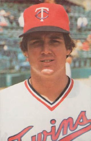 <span class="mw-page-title-main">Larry Wolfe</span> American baseball player (born 1953)