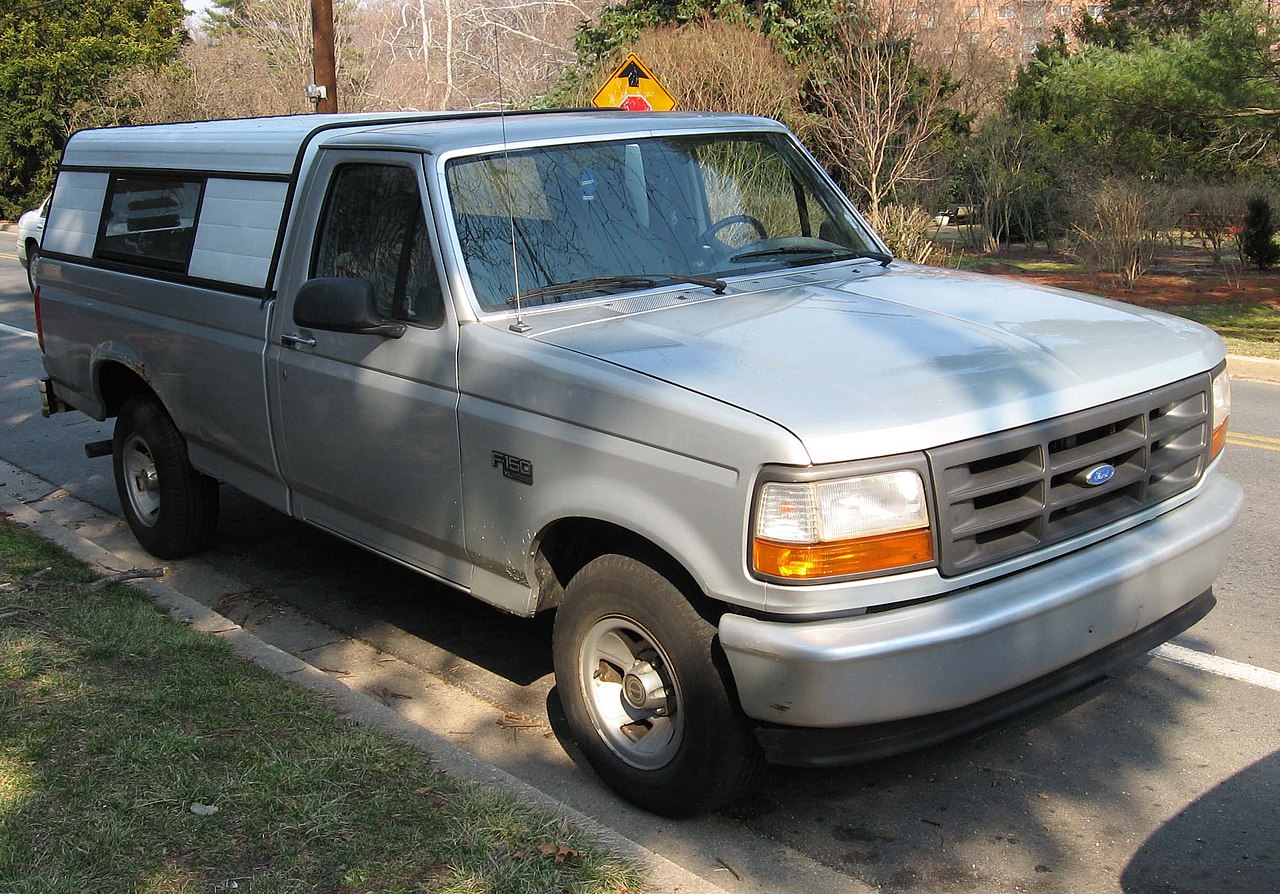 File:1992-1996 Ford F-150.jpg - Wikimedia Commons