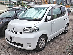 トヨタ・ポルテ - Wikipedia