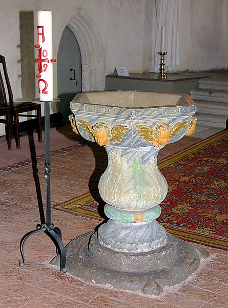 File:20090503345DR Schildau Marienkirche Taufstein.jpg