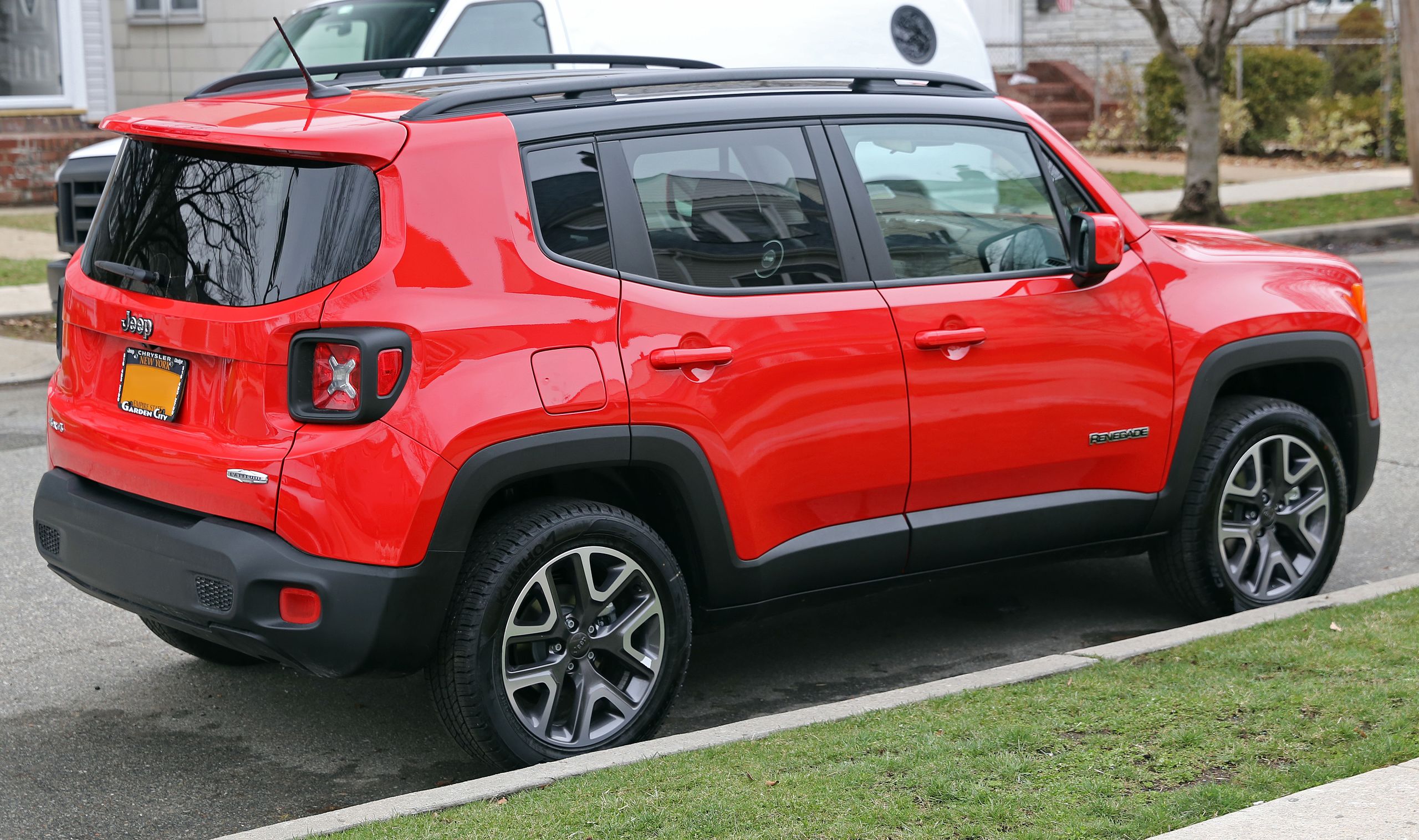 File:2015 Jeep Renegade Latitude (Colorado Red), rear right.jpg - Wikipedia