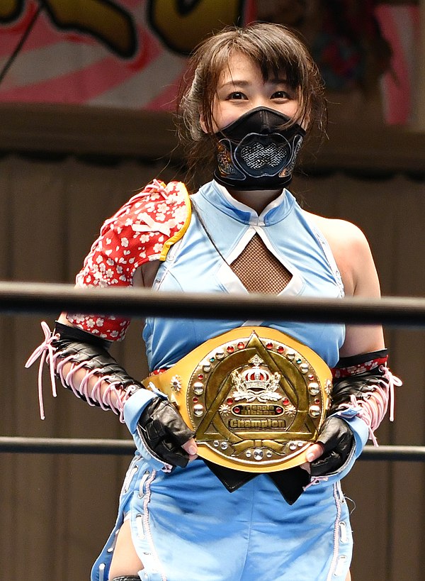 Ai Shimizu with the Triangle Ribbon Championship belt in July 2016